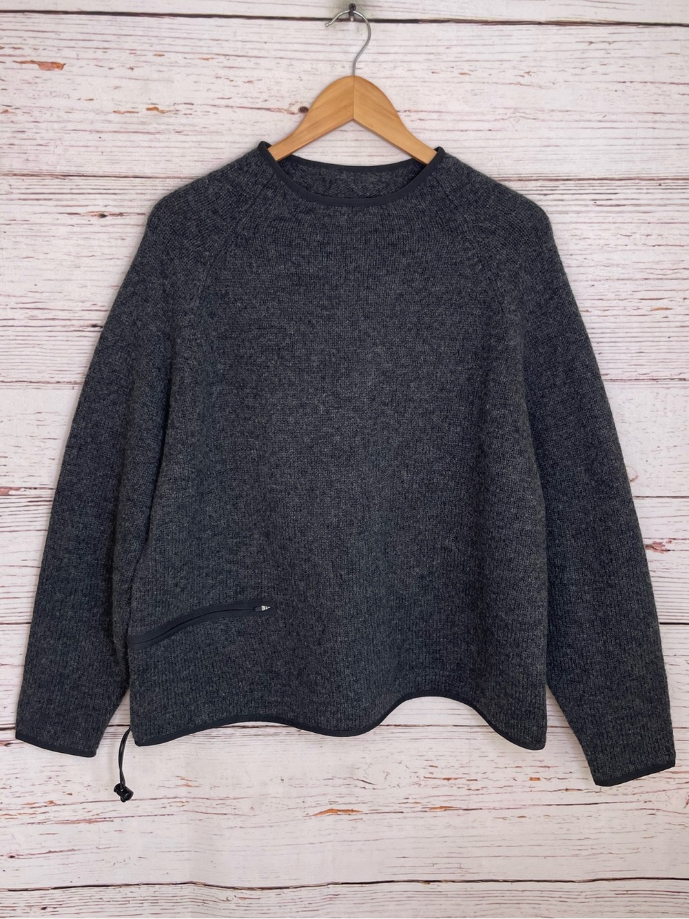 L.L. Bean vintage wool blend sweater - Picture 2 of 8